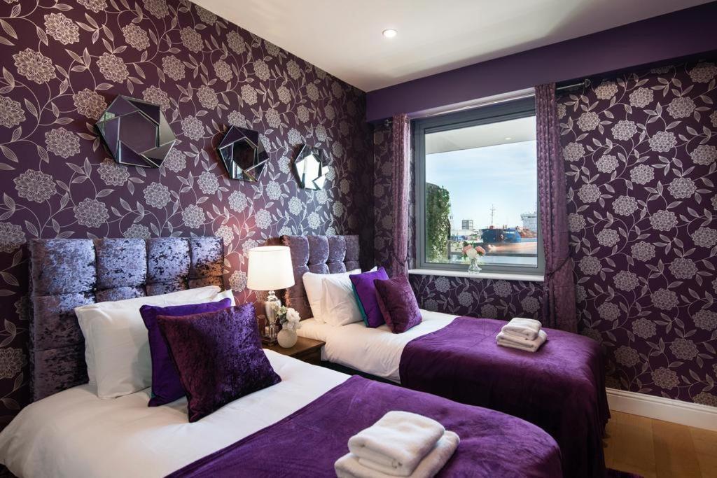 Sea View Luxury City Centre - Best Location 골웨이 외부 사진
